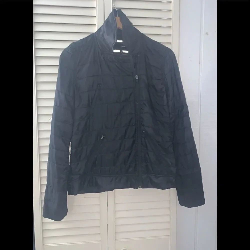 - Ladies Hurley Jacket Size M - Picture 3 of 8